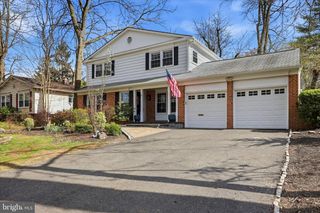 5 WINDGATE RD, Cherry Hill, NJ 08003