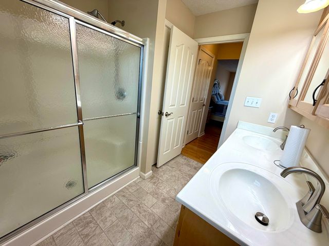 408 Sage Grass Drive, Berea, KY 40403