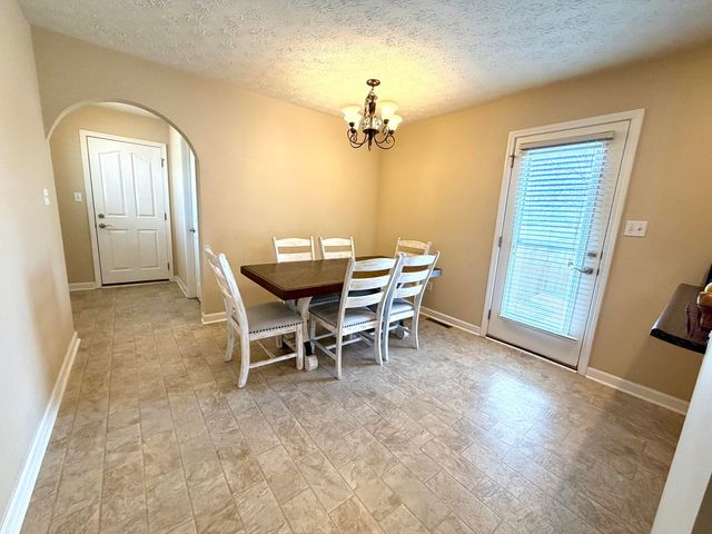 408 Sage Grass Drive, Berea, KY 40403