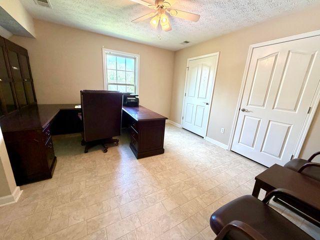 408 Sage Grass Drive, Berea, KY 40403