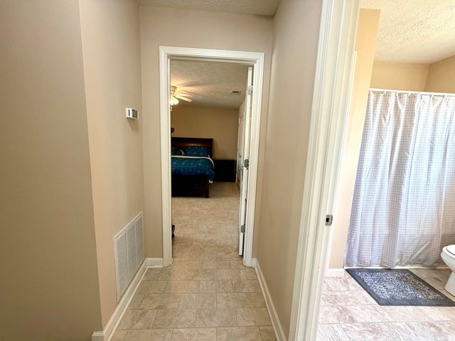 408 Sage Grass Drive, Berea, KY 40403