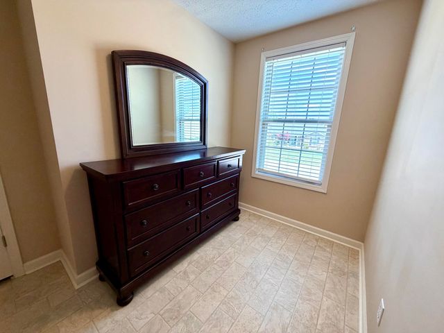 408 Sage Grass Drive, Berea, KY 40403