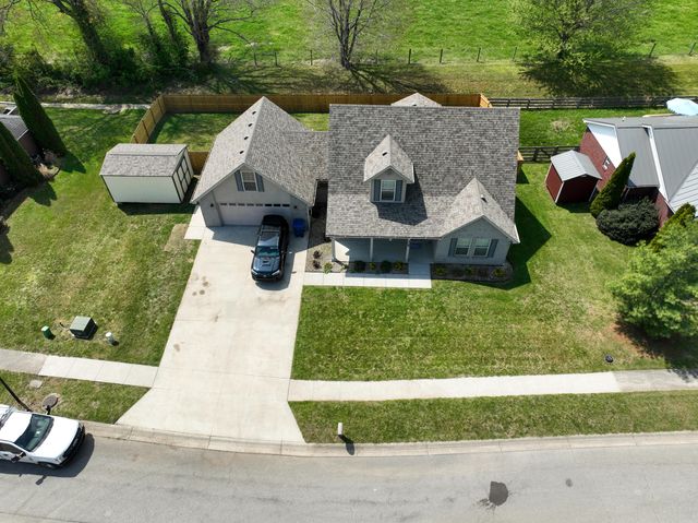 408 Sage Grass Drive, Berea, KY 40403