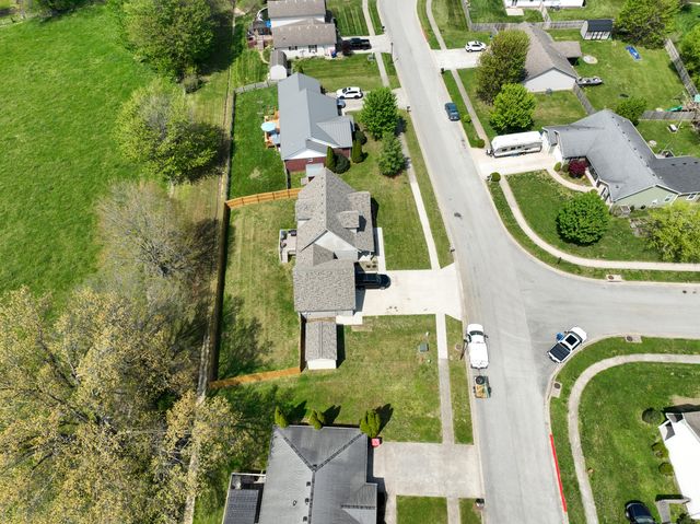 408 Sage Grass Drive, Berea, KY 40403