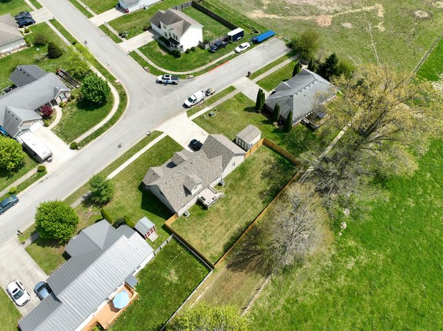 408 Sage Grass Drive, Berea, KY 40403