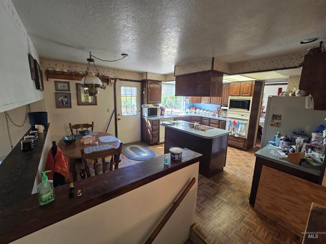 280 Meadows Lane, Twin Falls, ID 83301
