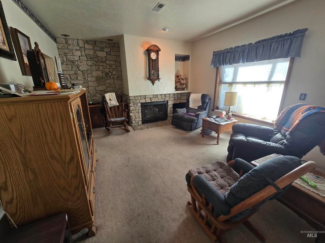 280 Meadows Lane, Twin Falls, ID 83301