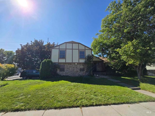 280 Meadows Lane, Twin Falls, ID 83301