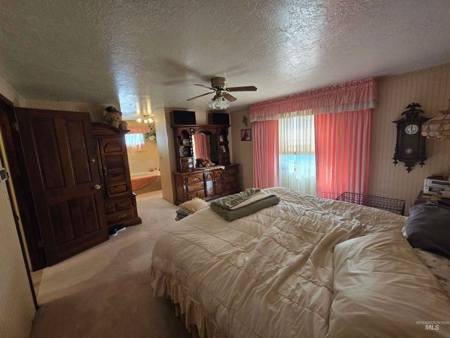 280 Meadows Lane, Twin Falls, ID 83301