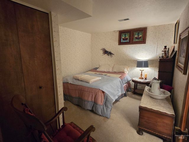280 Meadows Lane, Twin Falls, ID 83301