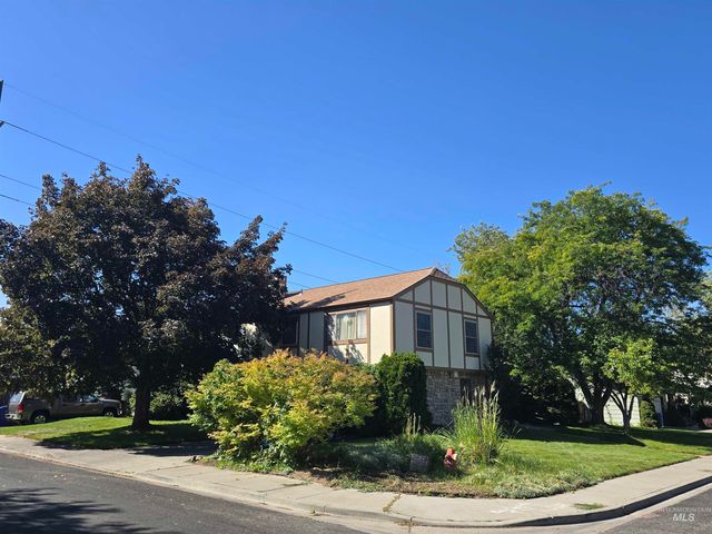 280 Meadows Lane, Twin Falls, ID 83301