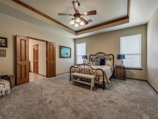 9021 NW 81st Street, Yukon, OK 73099
