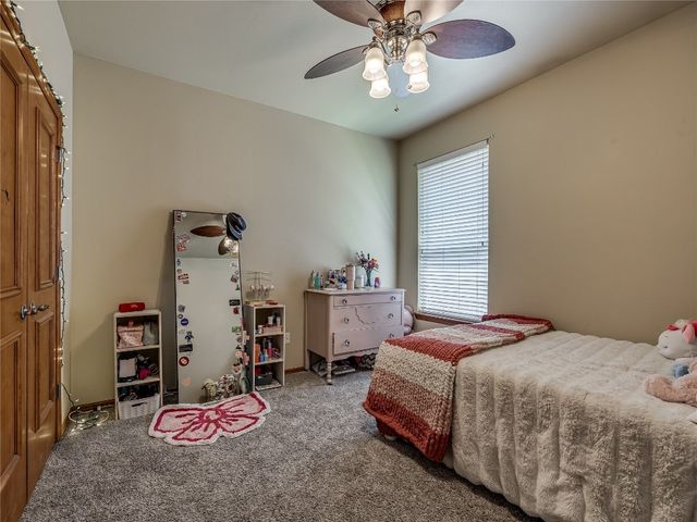 9021 NW 81st Street, Yukon, OK 73099