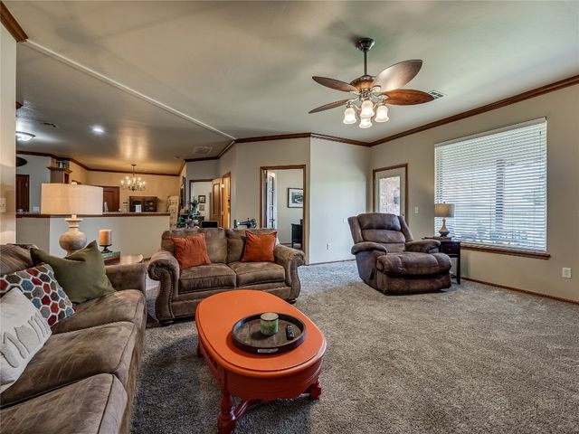 9021 NW 81st Street, Yukon, OK 73099