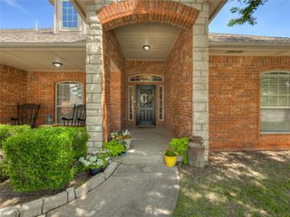 9021 NW 81st Street, Yukon, OK 73099