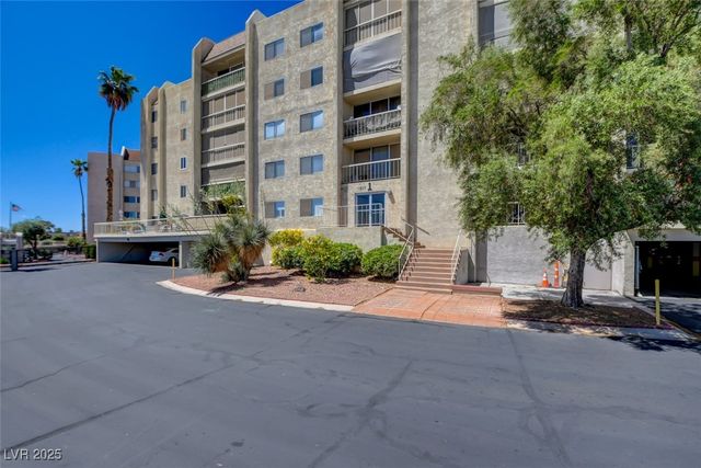 745 North Royal Crest Circle 127, Las Vegas, NV 89169