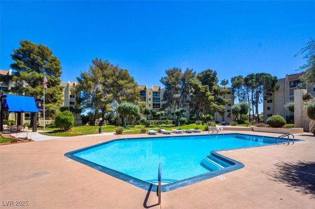 745 North Royal Crest Circle 127, Las Vegas, NV 89169