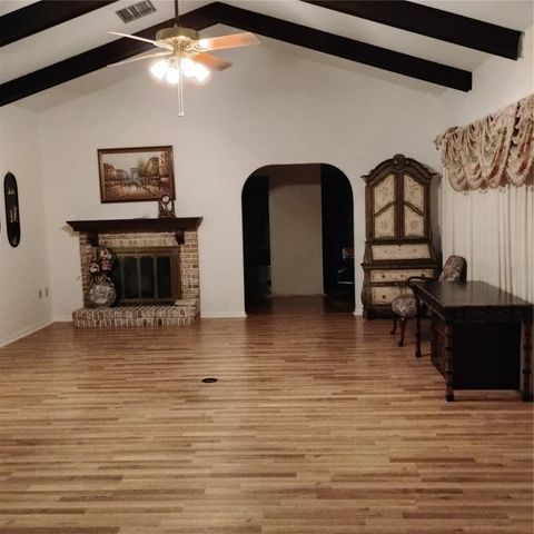 8943 SILVER LAKE DRIVE, Leesburg, FL 34788