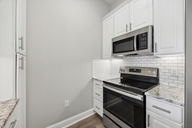 2111 Austin Street 319, Houston, TX 77002