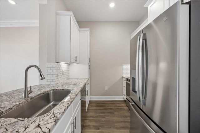 2111 Austin Street 319, Houston, TX 77002