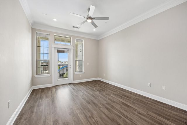 2111 Austin Street 319, Houston, TX 77002