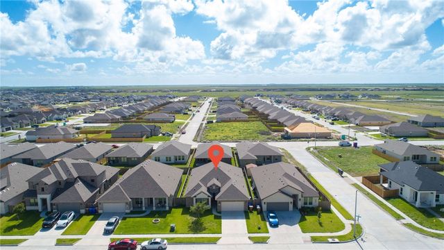 2677 Lannister Lane, Corpus Christi, TX 78415