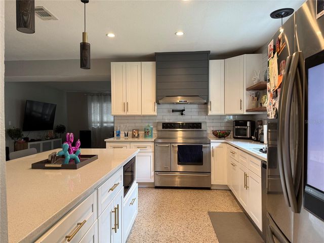 402 DOOLITTLE STREET, Orlando, FL 32839