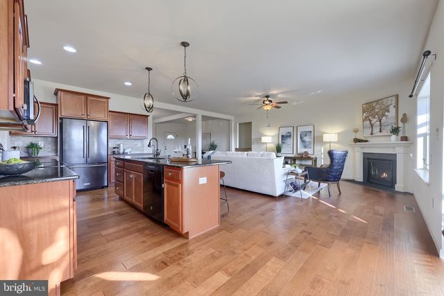 95 HUNTERS CHASE, Etters, PA 17319