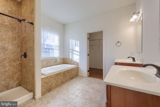 95 HUNTERS CHASE, Etters, PA 17319