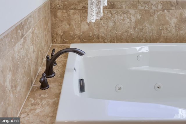 95 HUNTERS CHASE, Etters, PA 17319