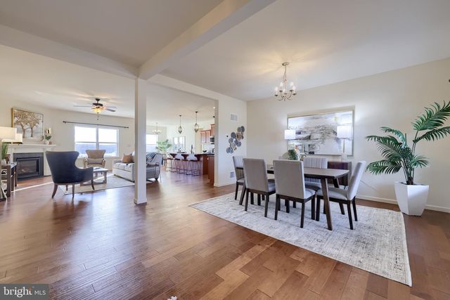 95 HUNTERS CHASE, Etters, PA 17319