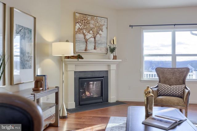 95 HUNTERS CHASE, Etters, PA 17319