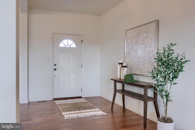 95 HUNTERS CHASE, Etters, PA 17319