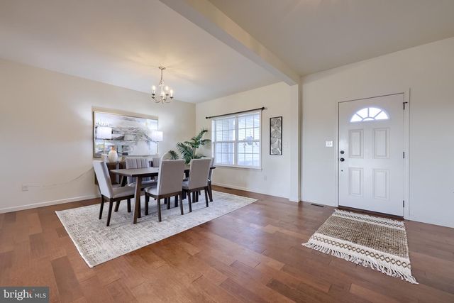 95 HUNTERS CHASE, Etters, PA 17319