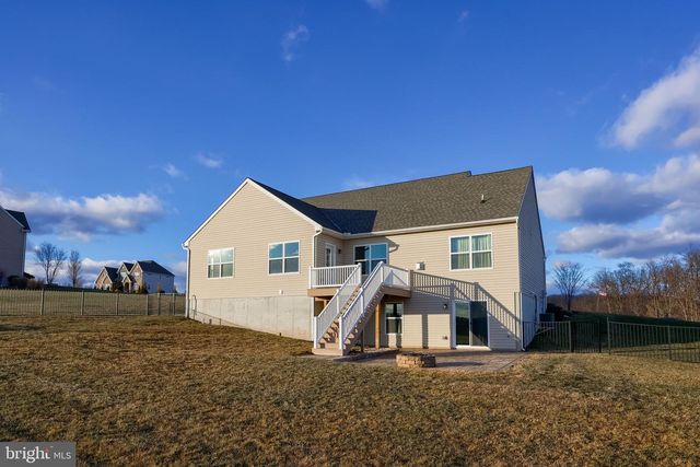 95 HUNTERS CHASE, Etters, PA 17319