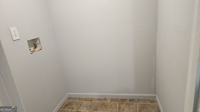 113 Hawthorne Drive, Riverdale, GA 30274