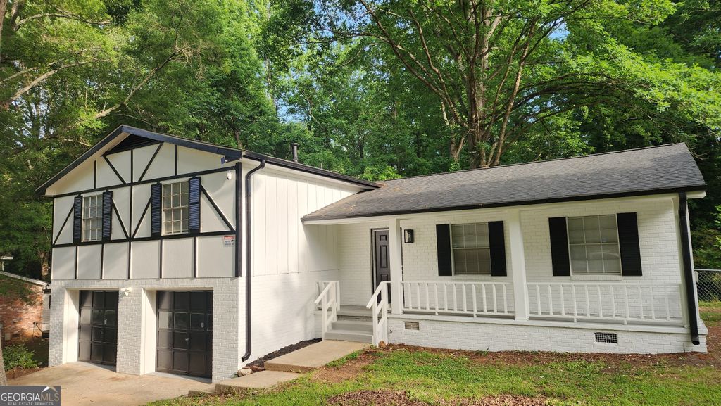 113 Hawthorne Drive, Riverdale, GA 30274