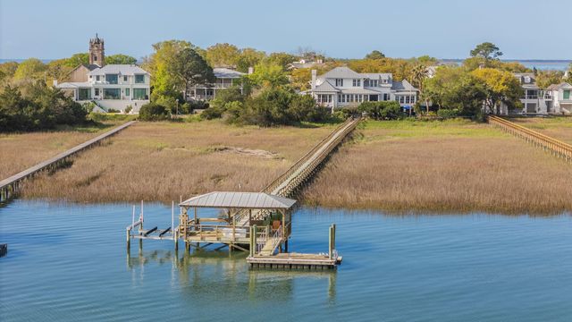 405 Seabreeze Lane, Sullivans Island, SC 29482