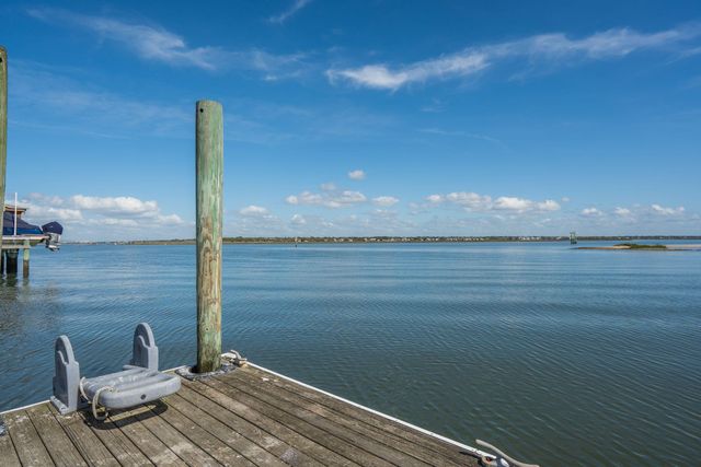 405 Seabreeze Lane, Sullivans Island, SC 29482