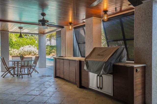 405 Seabreeze Lane, Sullivans Island, SC 29482