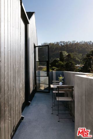 1515 Blake Avenue, Los Angeles, CA 90031