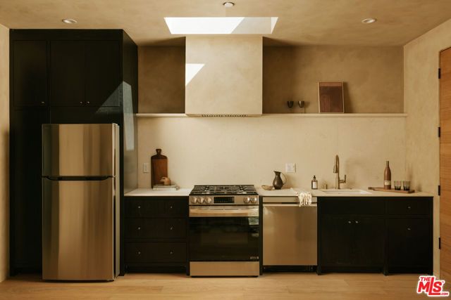 1515 Blake Avenue, Los Angeles, CA 90031