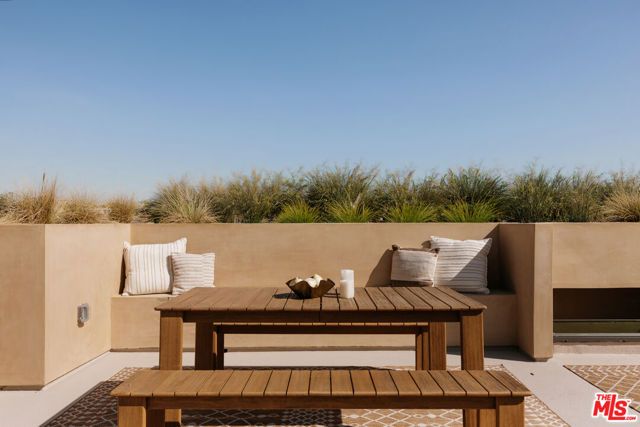 1515 Blake Avenue, Los Angeles, CA 90031