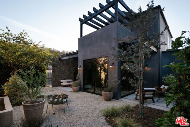 1515 Blake Avenue, Los Angeles, CA 90031