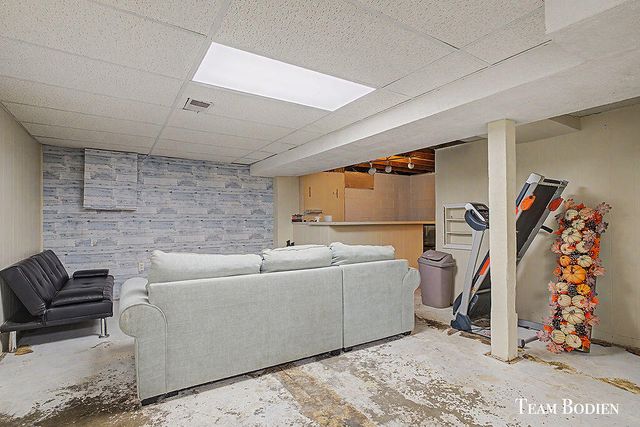 357 Mabel Street, Comstock Park, MI 49321