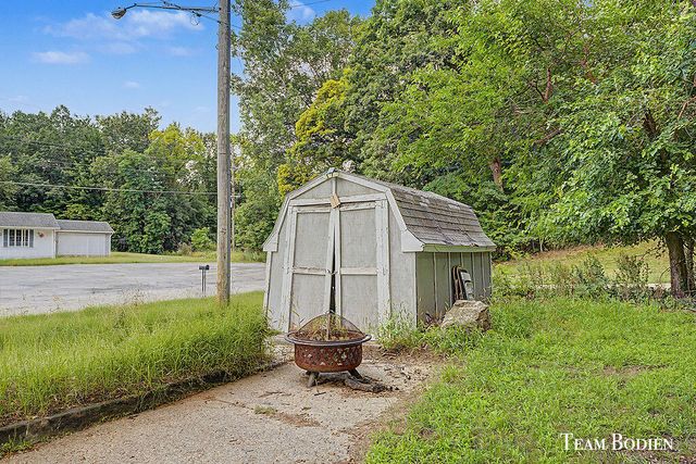 357 Mabel Street, Comstock Park, MI 49321
