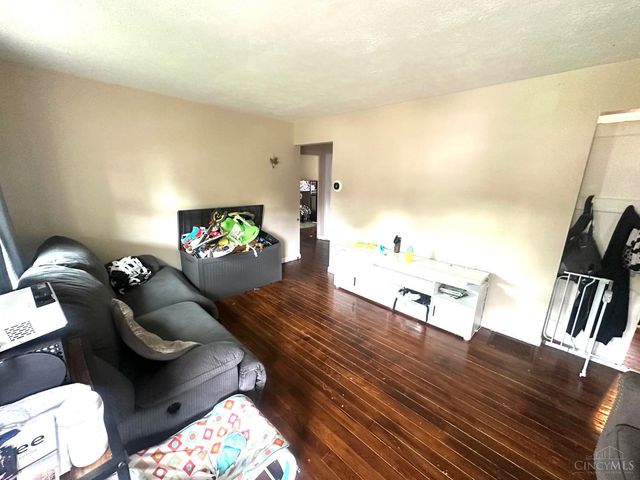 5578 Clearview Avenue, Green Twp, OH 45248