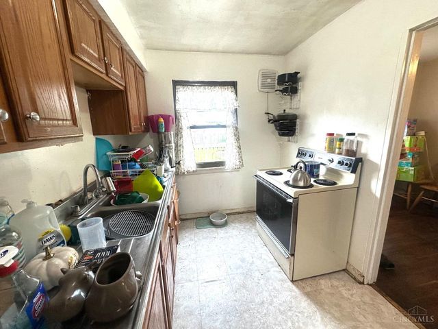 5578 Clearview Avenue, Green Twp, OH 45248