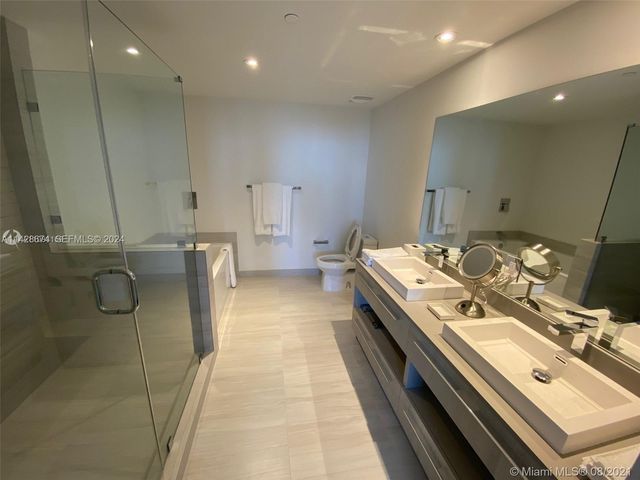 4010 S Ocean Drive R301, Hollywood, FL 33019