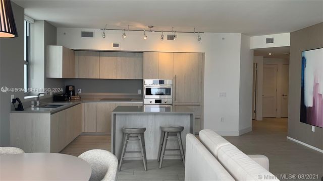 4010 S Ocean Drive R301, Hollywood, FL 33019
